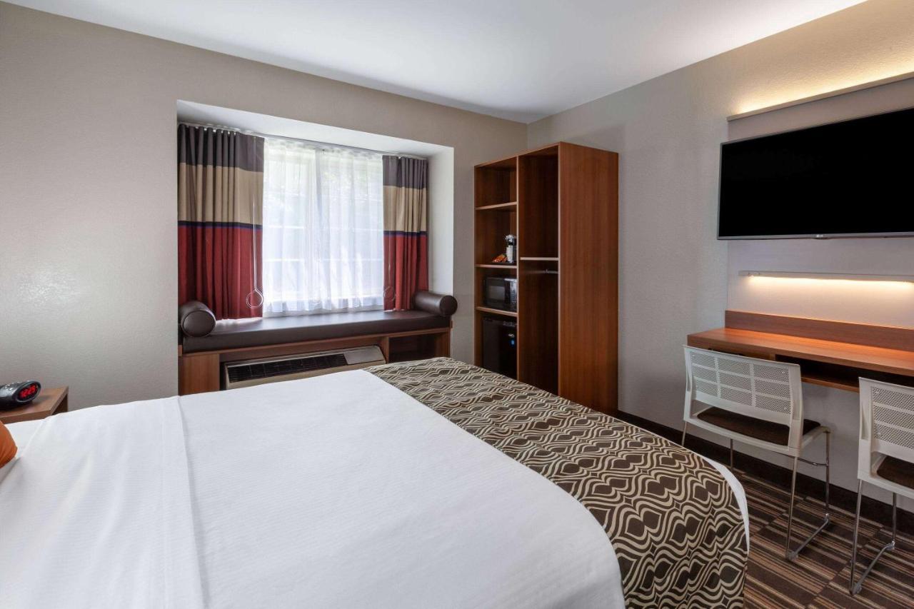Microtel Inn & Suites By Wyndham Sunbury - Columbus North Exterior photo
